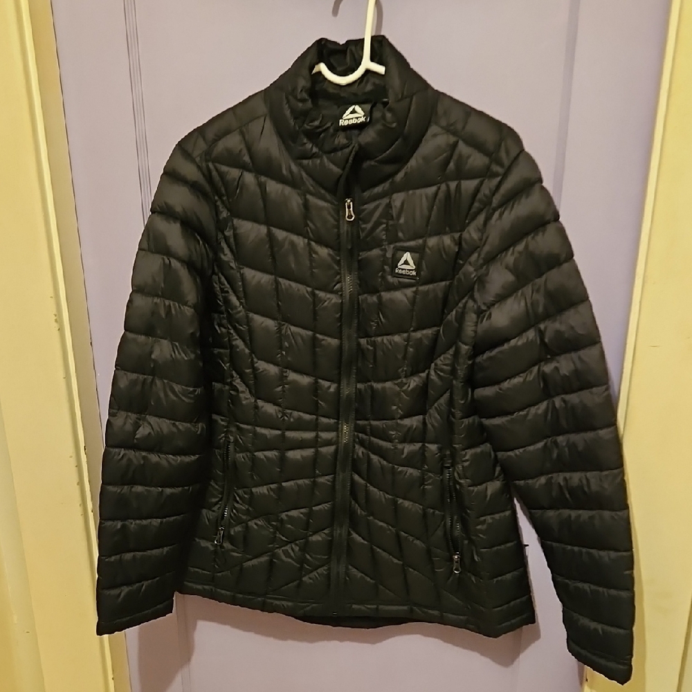 Reebok Black Puffer Jacket with Quilted Design
